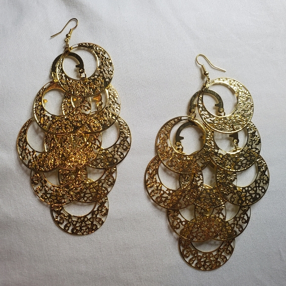 Dancing Gold Earrings - Picture 2 of 3